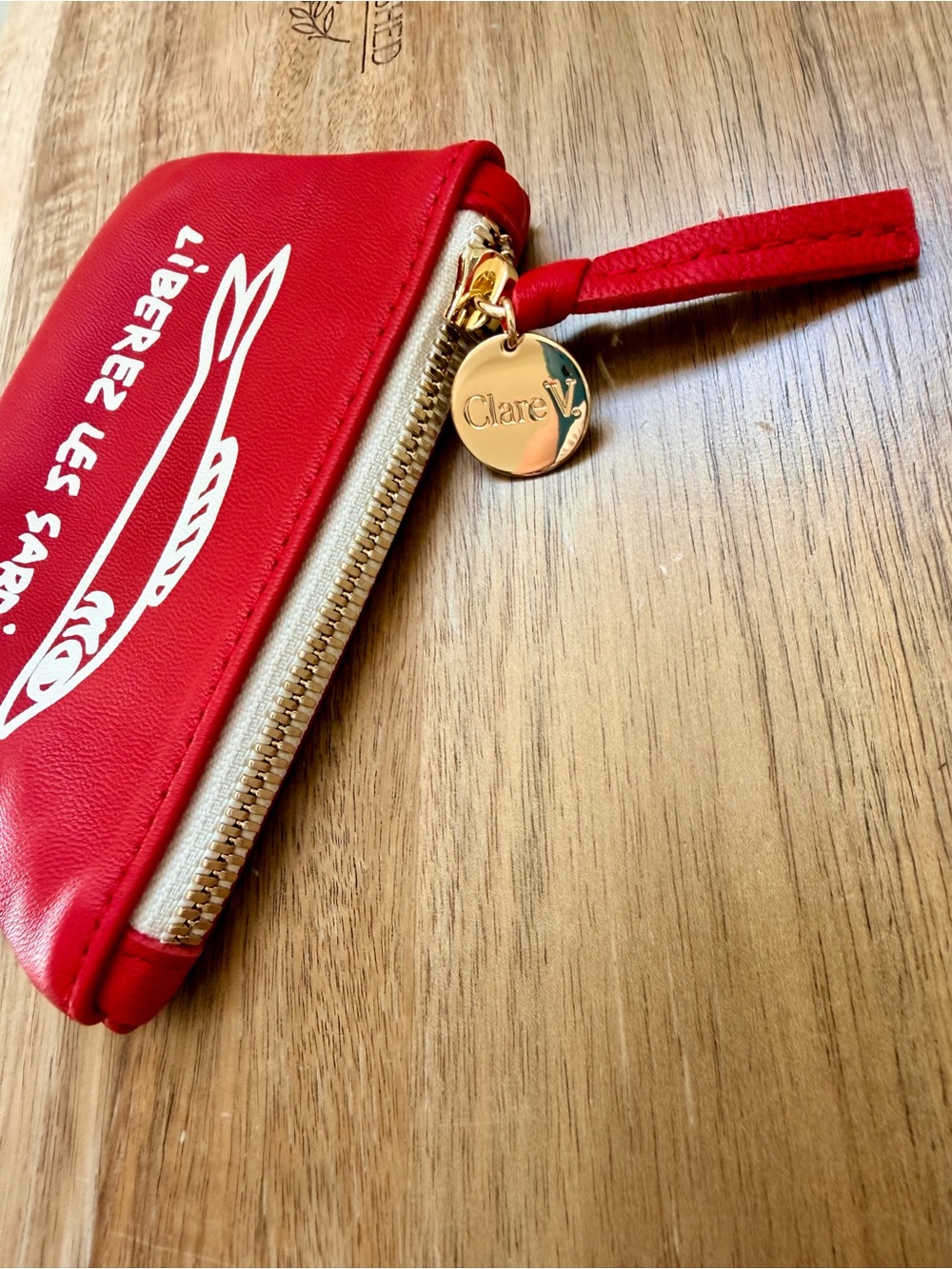 SOLD OUT Clare V Red 'Liberez Les Sardines' coin clutch NWT - Picture 9 of 9